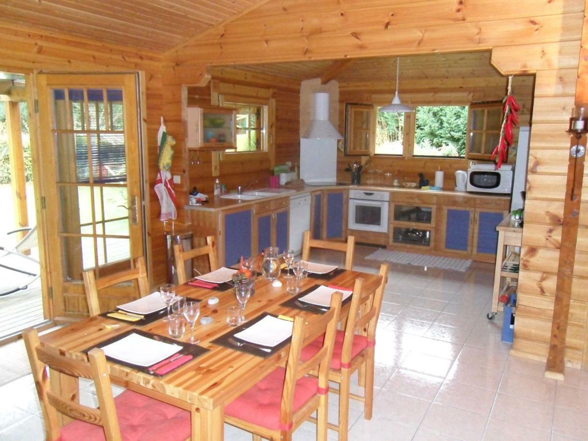 "Belle Maison En Bois" Messanges  Exteriör bild